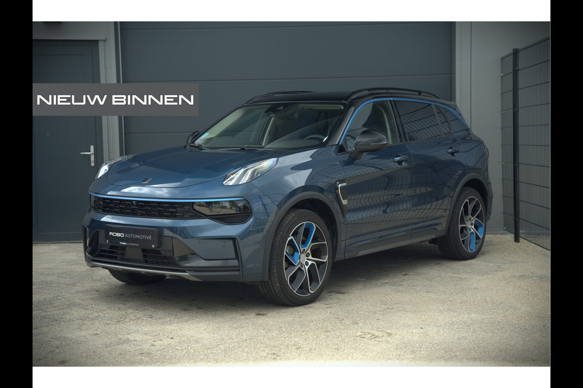 Lynk & Co 01 1.5 | Panoramadak | Stoelverwarming | Keyless | Apple Carplay | Adaptive Cruise Control | Infinity | Navigatie | Camera | Parkeersensoren |