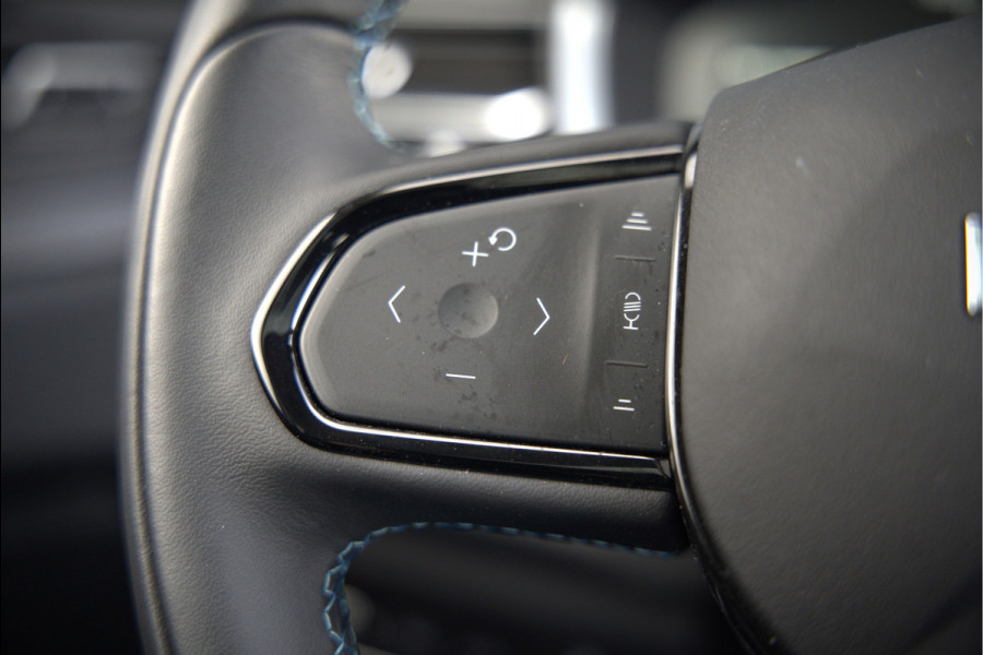 Lynk & Co 01 1.5 | Panoramadak | Stoelverwarming | Keyless | Apple Carplay | Adaptive Cruise Control | Infinity | Navigatie | Camera | Parkeersensoren |