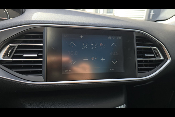 Peugeot 308 SW 1.2 PureTech Blue Lease Executive
