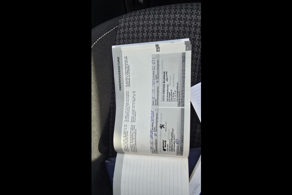 Peugeot 308 SW 1.2 PureTech Blue Lease Executive