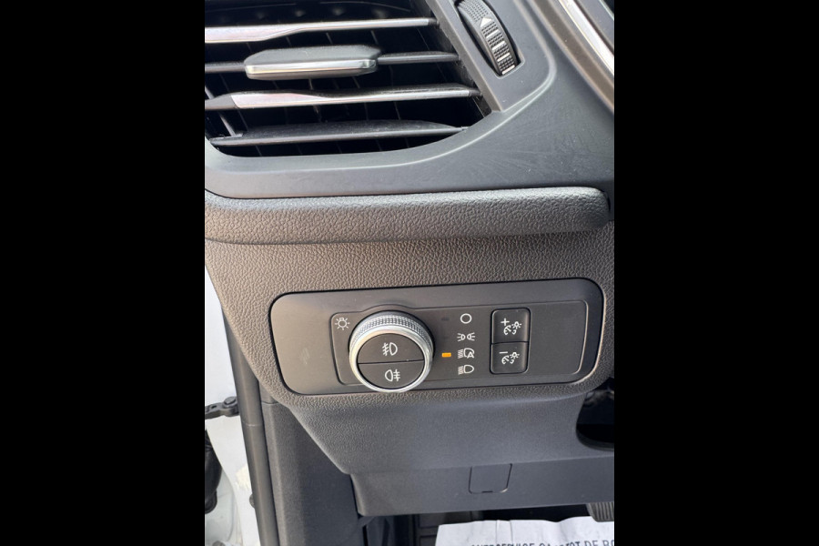 Ford Kuga 2.5 FHEV Titanium 190pk | Geen Stekker Nodig | Trekhaak Wegklapbaar | Driver Assistance Pack | Winter Pack | Head Up Display |