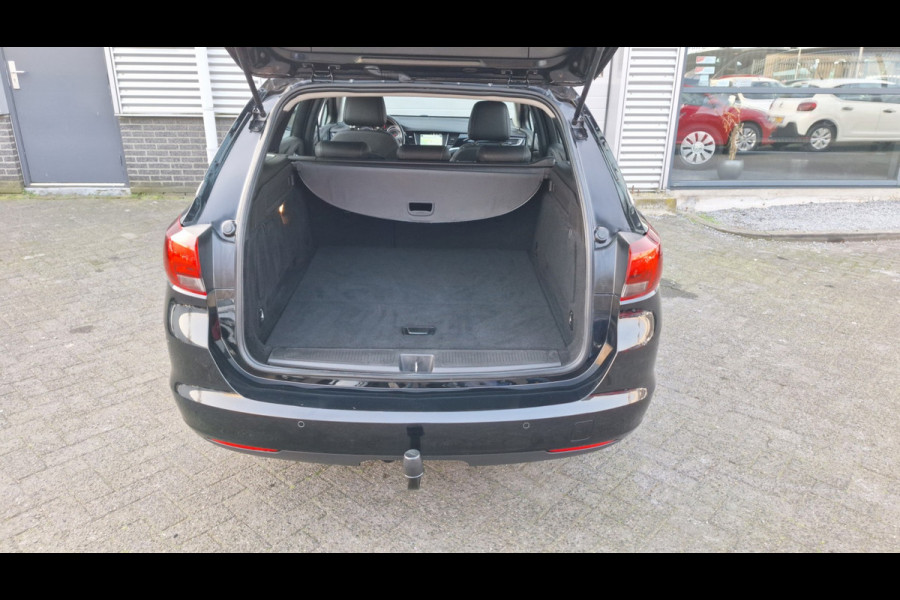 Opel Astra Sports Tourer 1.4 Bus Eleg/Automaat/Camera/Cruise/Trekhaak/Pdc/Enz