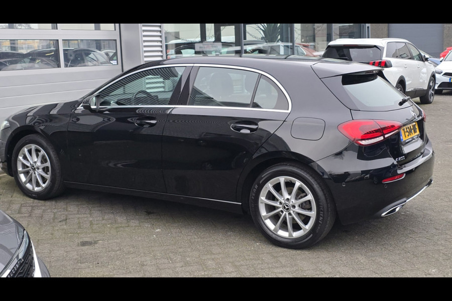 Mercedes-Benz A-Klasse 200 Luxury Line