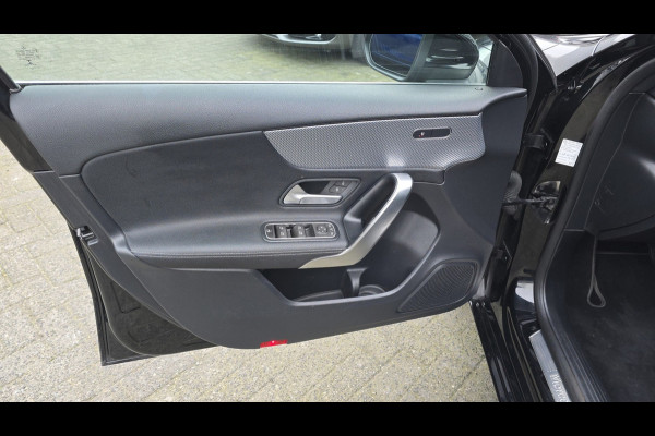 Mercedes-Benz A-Klasse 200 Luxury Line