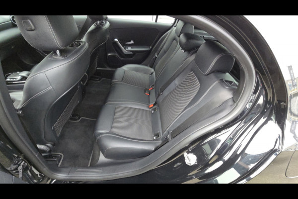 Mercedes-Benz A-Klasse 200 Luxury Line
