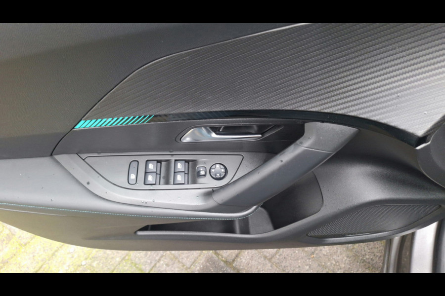 Peugeot 2008 1.2 PureTech Blue Lease Allure*Navigatie*Trekhaak*Camera*Lm Velgen*Enz