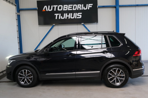 Volkswagen Tiguan 1.5 TSI Life - N.A.P. Airco, Cruise, Navi, PDC, Carplay, Trekhaak.