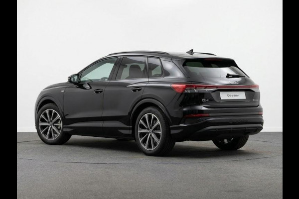 Audi Q4 e-tron 45 S edition Competition 82 kWh 286 pk | Assistentiepakket plus | Comfortpakket | Glazen panoramadak |  Lichtpakket plus ambient light |