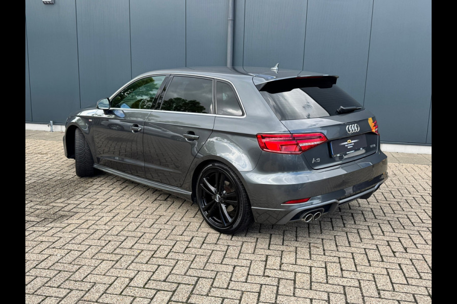 Audi A3 Sportback 1.5 TFSI Automaat S Line Edition * Optiek Zwart * Navigatie * Cruise Control *