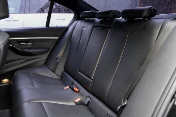 BMW 3-serie 340i M Sport Edition | Memory | Climate | Leder | M-Performance Uitlaat Systeem