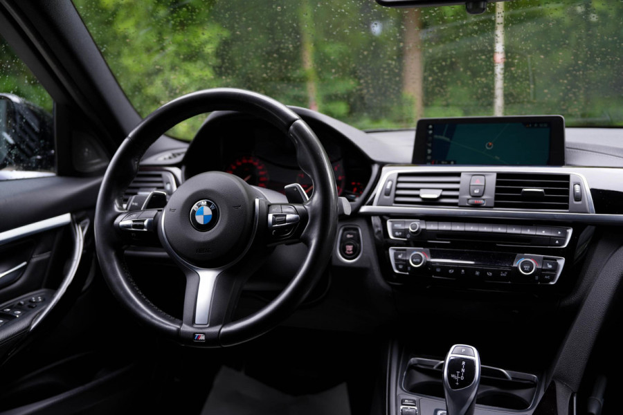 BMW 3-serie 340i M Sport Edition | Memory | Climate | Leder | M-Performance Uitlaat Systeem