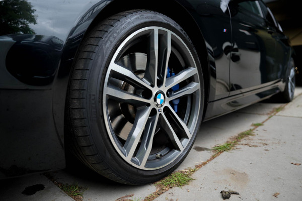 BMW 3-serie 340i M Sport Edition | Memory | Climate | Leder | M-Performance Uitlaat Systeem