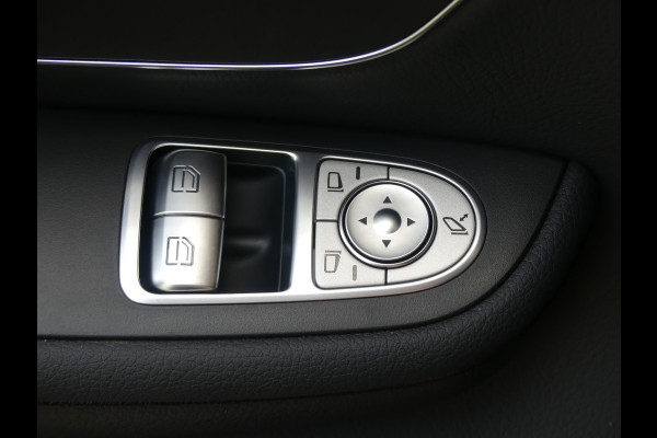 Mercedes-Benz V-Klasse 250d Lang Dubbel Cabine LED/LEER/Trekhaak Elek deuren