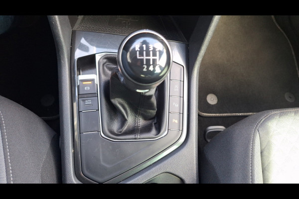 Volkswagen Tiguan 1.5 TSI Comfortline/Exec/Trekhaak/Ecc/Nav/Lmv/Cruise/Camera/66 Dkm Enz