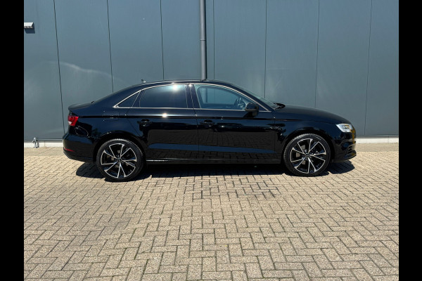 Audi A3 Limousine 30 TFSI Pro Line * Navigatie * Cruise Control * Parkeersensoren *