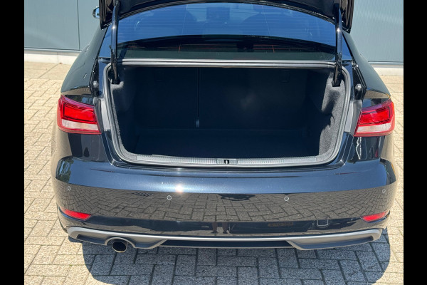 Audi A3 Limousine 30 TFSI Pro Line * Navigatie * Cruise Control * Parkeersensoren *