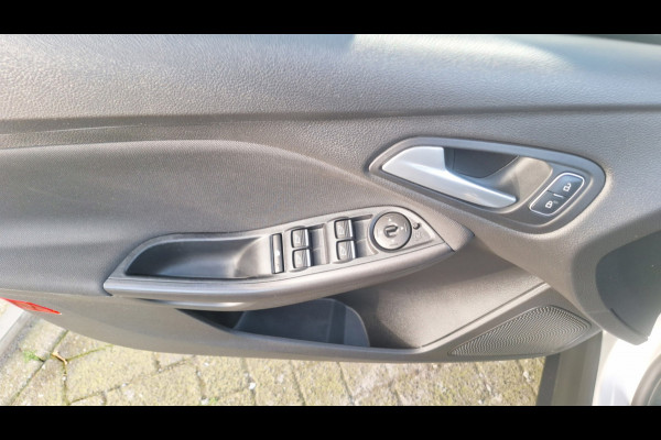 Ford FOCUS Wagon 1.0 Lease Edition/Navigatie/Cruise/Pdc/