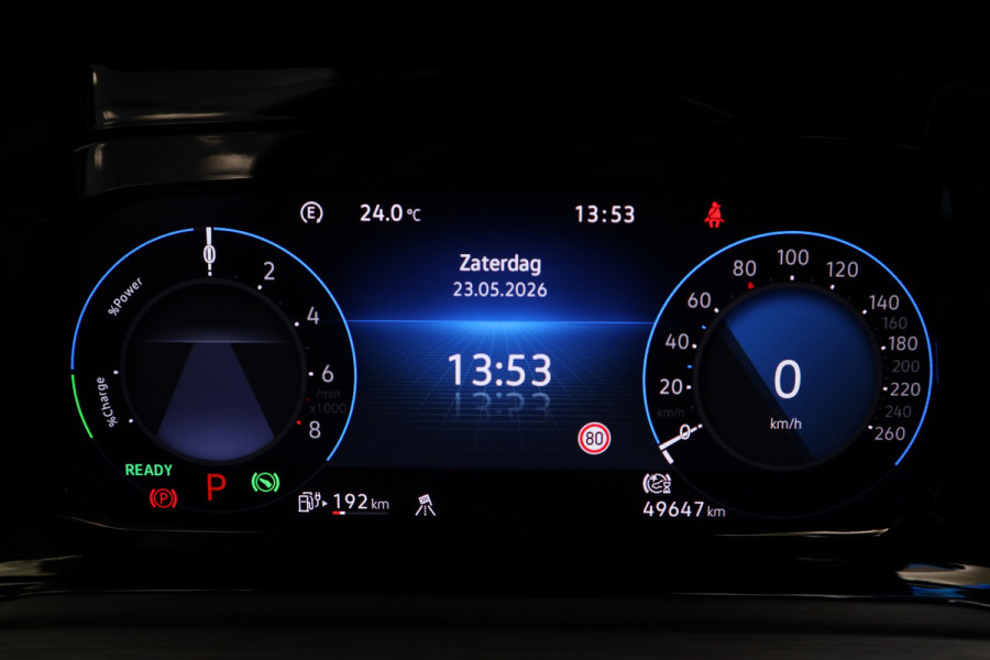Volkswagen Golf 1.4 eHybrid Style Panoramadak Stoelverwarming Ergo Active !! 2e Pinksterdag geopend van 12:00 tot 17:00u !!