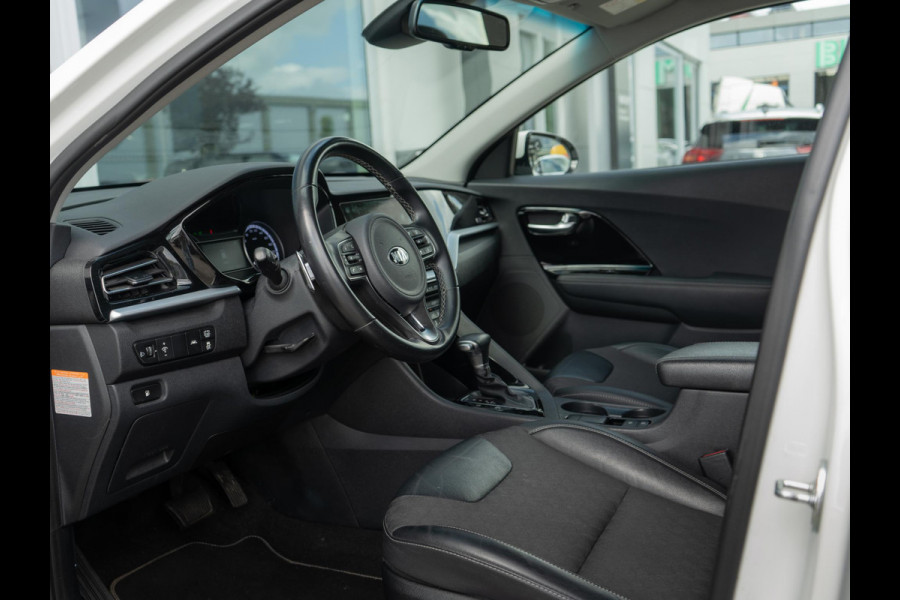 Kia Niro 1.6 GDi Hybrid DynamicLine | Navigatie | Achteruitrijcamera |