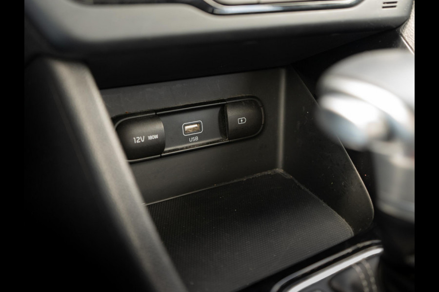 Kia Niro 1.6 GDi Hybrid DynamicLine | Navigatie | Achteruitrijcamera |