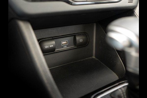 Kia Niro 1.6 GDi Hybrid DynamicLine | Navigatie | Achteruitrijcamera |