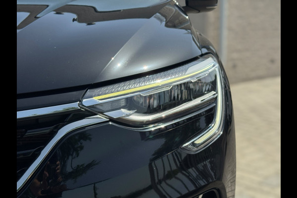 Renault Arkana 1.6 E-Tech Hybrid 145 Intens TREKHAAK / PANO / LEDER / LED / CARPLAY / STOELVERW. / ELEKTR STOEL / CRUISE / CAMERA