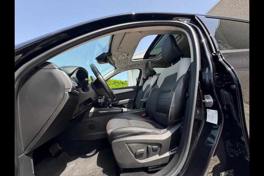 Renault Arkana 1.6 E-Tech Hybrid 145 Intens TREKHAAK / PANO / LEDER / LED / CARPLAY / STOELVERW. / ELEKTR STOEL / CRUISE / CAMERA
