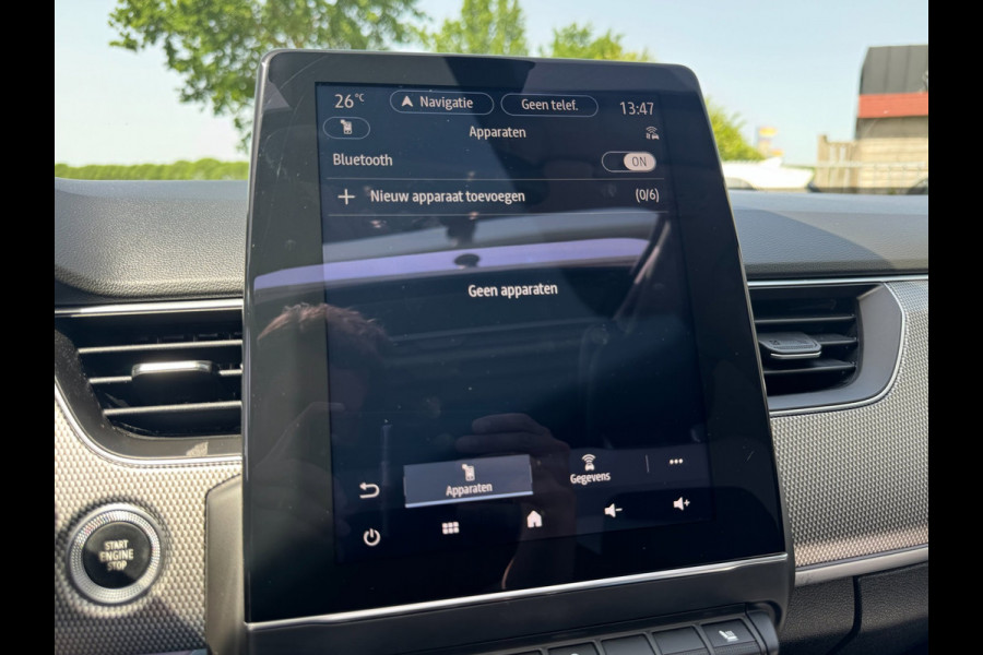 Renault Arkana 1.6 E-Tech Hybrid 145 Intens TREKHAAK / PANO / LEDER / LED / CARPLAY / STOELVERW. / ELEKTR STOEL / CRUISE / CAMERA