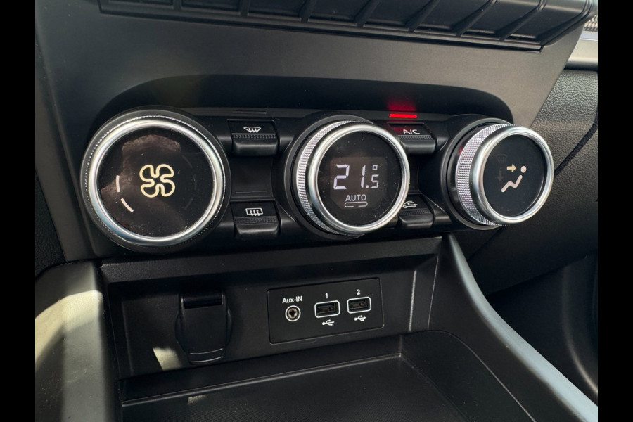 Renault Arkana 1.6 E-Tech Hybrid 145 Intens TREKHAAK / PANO / LEDER / LED / CARPLAY / STOELVERW. / ELEKTR STOEL / CRUISE / CAMERA