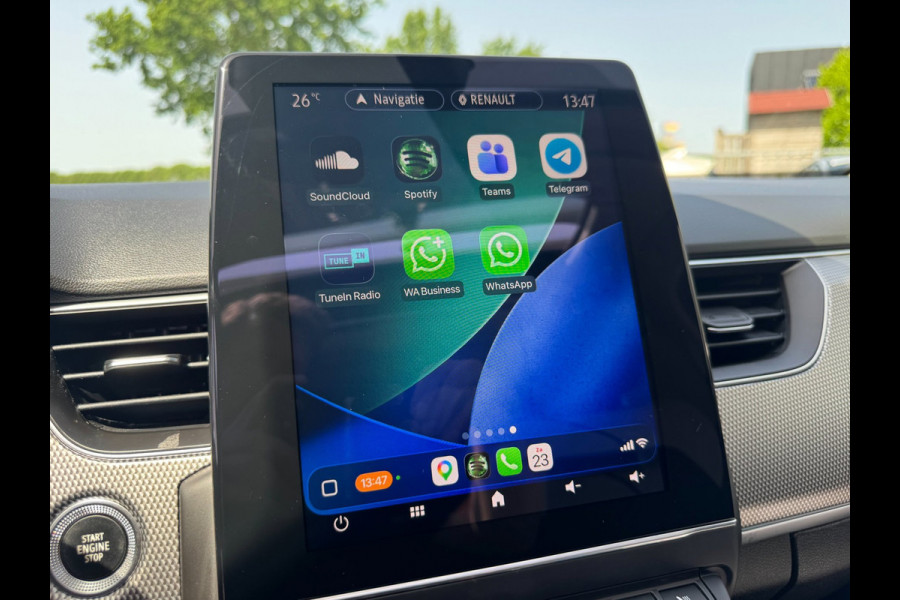 Renault Arkana 1.6 E-Tech Hybrid 145 Intens TREKHAAK / PANO / LEDER / LED / CARPLAY / STOELVERW. / ELEKTR STOEL / CRUISE / CAMERA