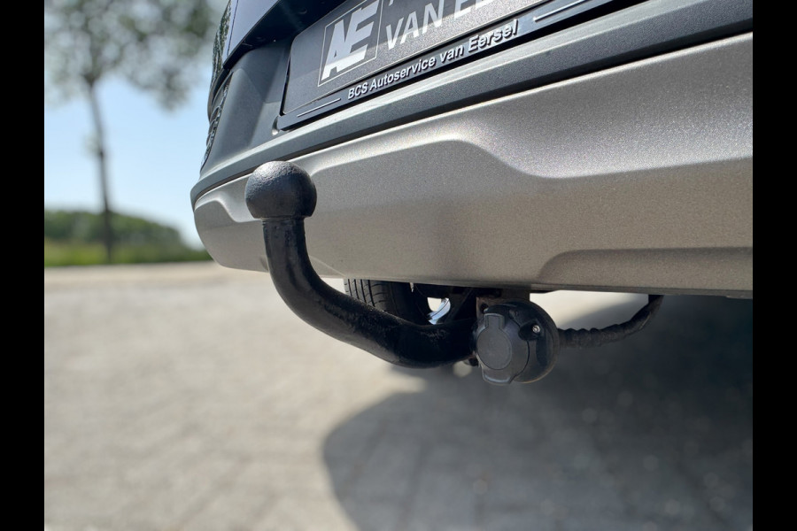 Renault Arkana 1.6 E-Tech Hybrid 145 Intens TREKHAAK / PANO / LEDER / LED / CARPLAY / STOELVERW. / ELEKTR STOEL / CRUISE / CAMERA