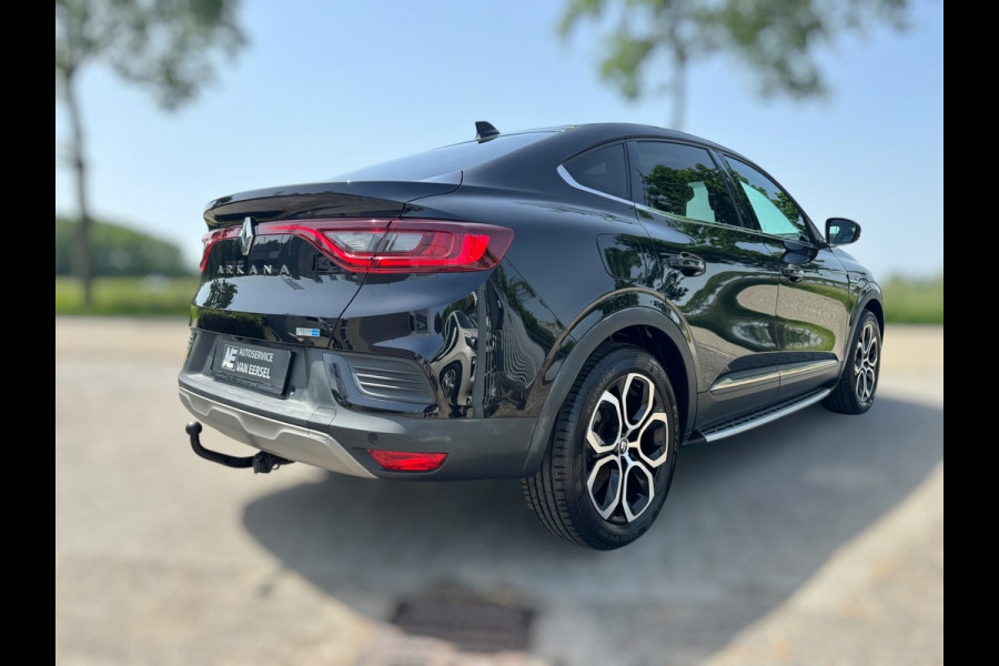 Renault Arkana 1.6 E-Tech Hybrid 145 Intens TREKHAAK / PANO / LEDER / LED / CARPLAY / STOELVERW. / ELEKTR STOEL / CRUISE / CAMERA