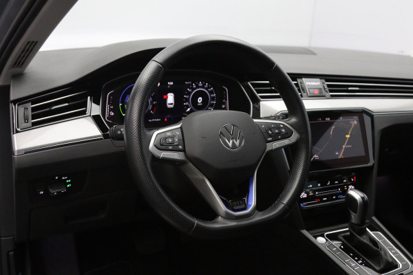 Volkswagen Passat Variant 1.4 TSI 218 PK PHEV GTE BNS, Trekhaak, Panoramadak, Matrix-LED, Adap. Cruise Control