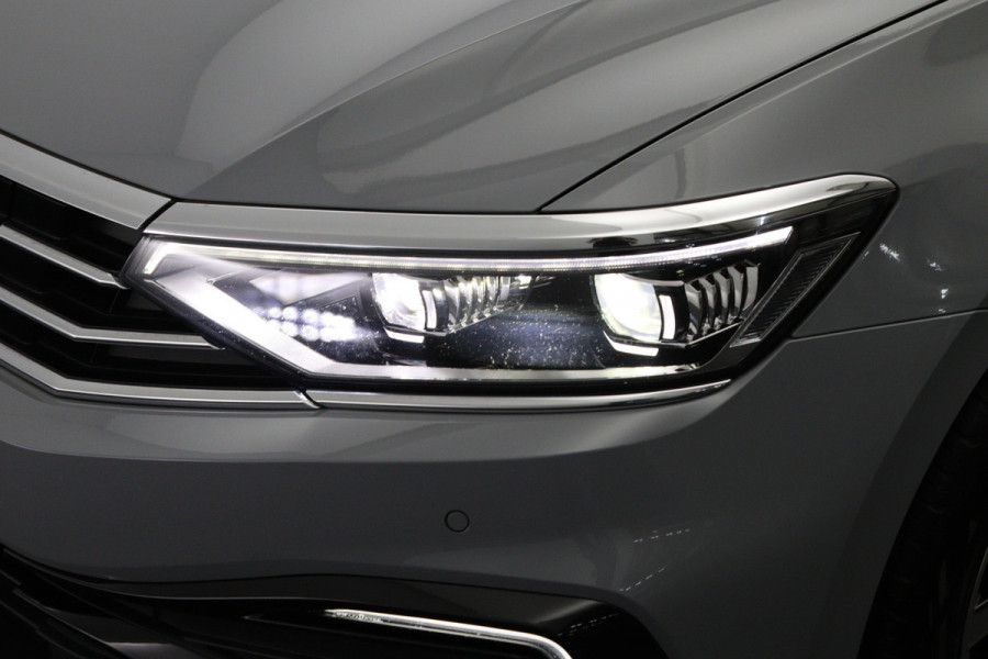 Volkswagen Passat Variant 1.4 TSI 218 PK PHEV GTE BNS, Trekhaak, Panoramadak, Matrix-LED, Adap. Cruise Control