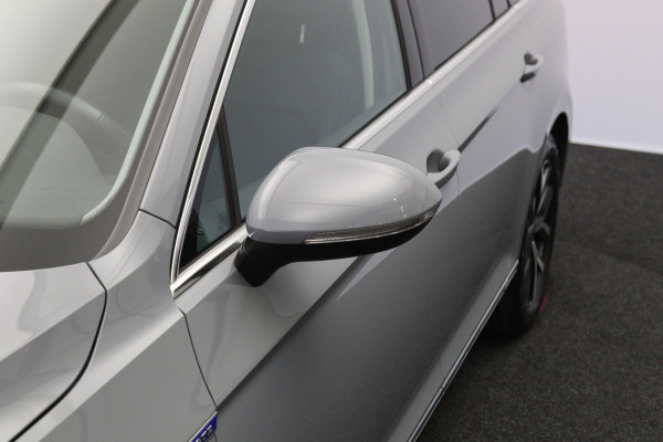 Volkswagen Passat Variant 1.4 TSI 218 PK PHEV GTE BNS, Trekhaak, Panoramadak, Matrix-LED, Adap. Cruise Control