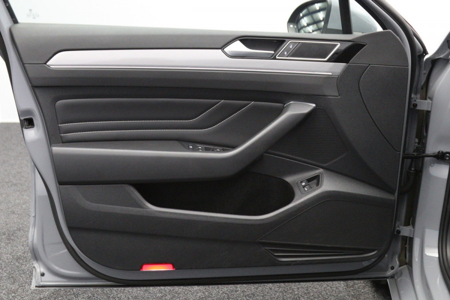 Volkswagen Passat Variant 1.4 TSI 218 PK PHEV GTE BNS, Trekhaak, Panoramadak, Matrix-LED, Adap. Cruise Control