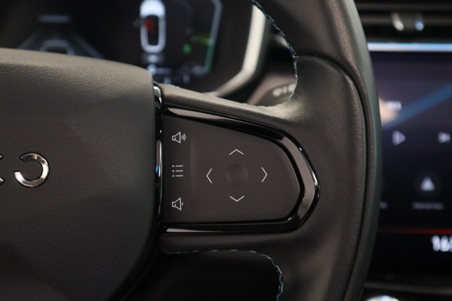 Lynk & Co 01 1.5 Infinity Virtual Cockpit ACC PDC