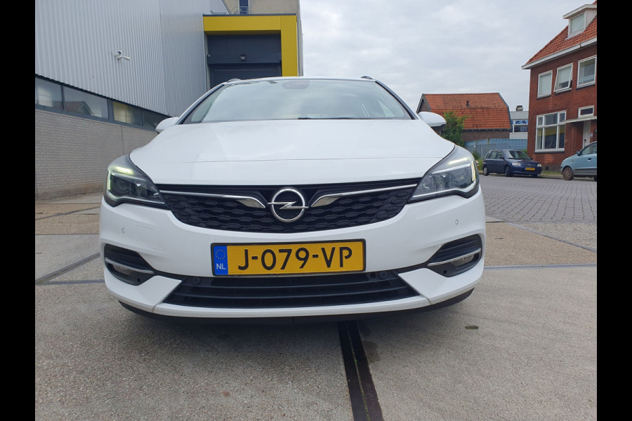 Opel Astra Sports Tourer 1.2 Business Edition, PDC, Trekhaak, Navi
