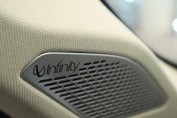 Lynk & Co 01 1.5 Infinity Virtual Cockpit ACC PDC