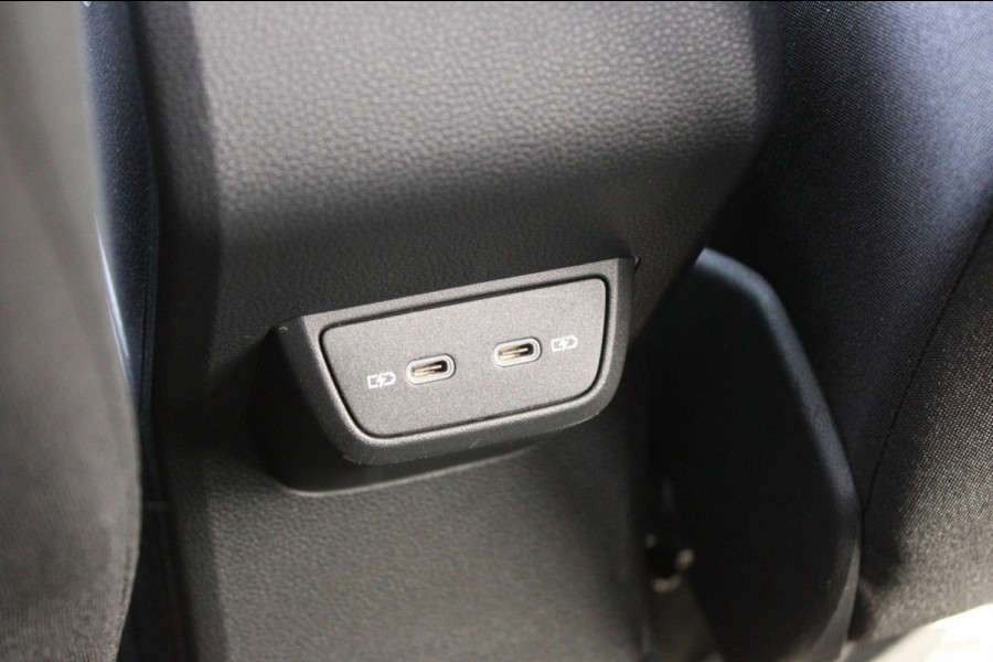 Volkswagen Taigo 1.0 TSI Style Automaat Panodak Carplay Keyless Stoelverwarming !!NIEUWBINNEN!!