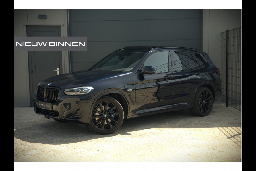 BMW X3 xDrive30e High Executive M Sport | Panoramadak | Stoelverwarming | Head-Up Display | Apple Carplay | 360 Camera | Keyless | M Sport Remmen | Adaptief Onderstel | Trekhaak | Ambiance Verlichting | Laser Lights | HIFI |