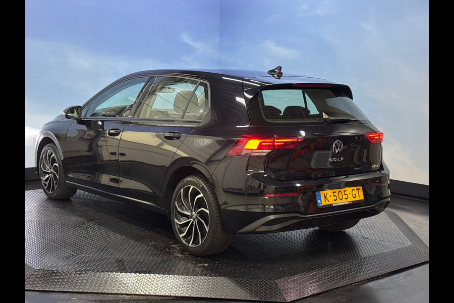 Volkswagen Golf 1.0 eTSI Life Automaat | Navi | Clima | Cruise | PDC