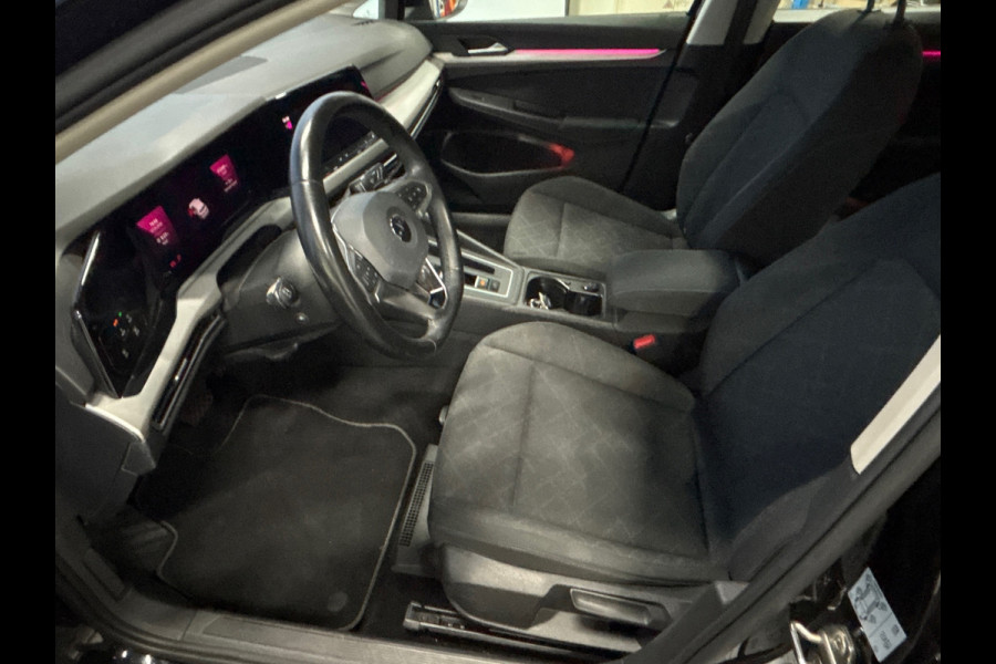 Volkswagen Golf 1.0 eTSI Life Automaat | Navi | Clima | Cruise | PDC