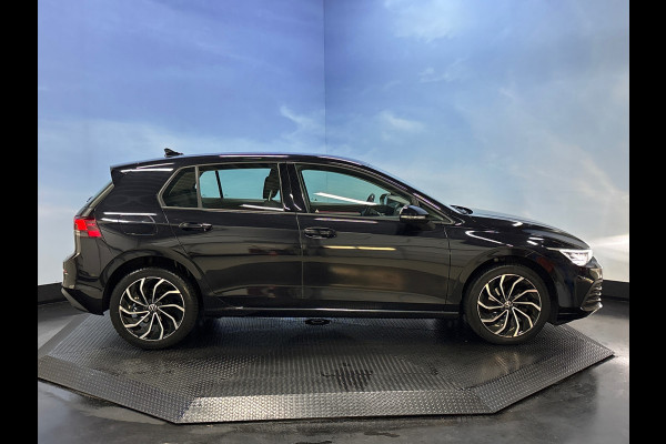 Volkswagen Golf 1.0 eTSI Life Automaat | Navi | Clima | Cruise | PDC