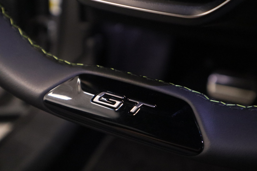 Peugeot e-2008 EV GT Avantage 54 kWh 360 camera Navigatie Blindspot NAP !! 2e Pinksterdag geopend van 12:00 tot 17:00u !!