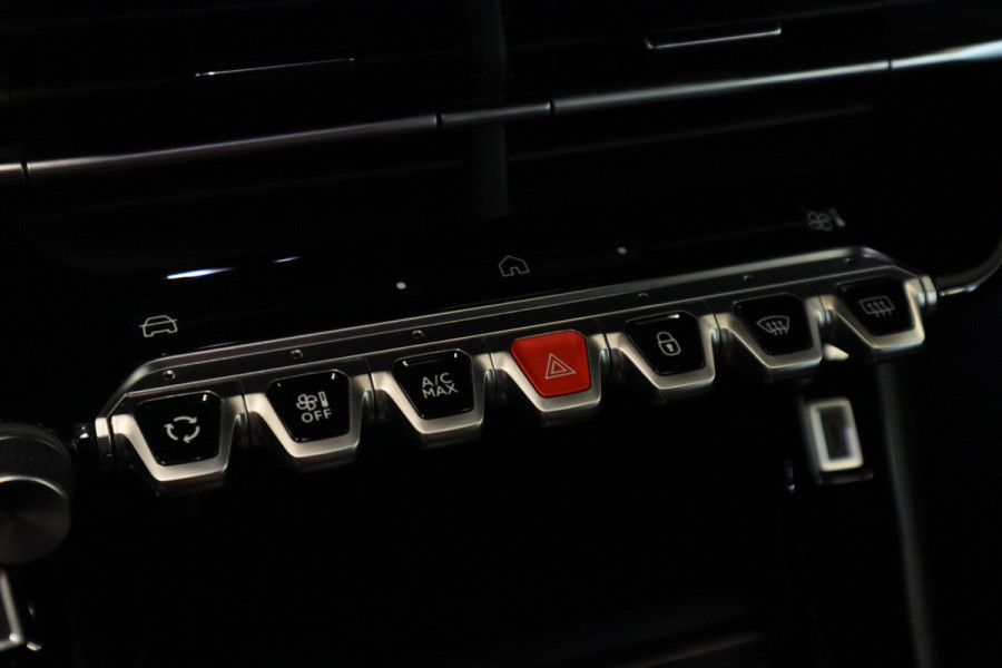 Peugeot e-2008 EV GT Avantage 54 kWh 360 camera Navigatie Blindspot NAP !! 2e Pinksterdag geopend van 12:00 tot 17:00u !!