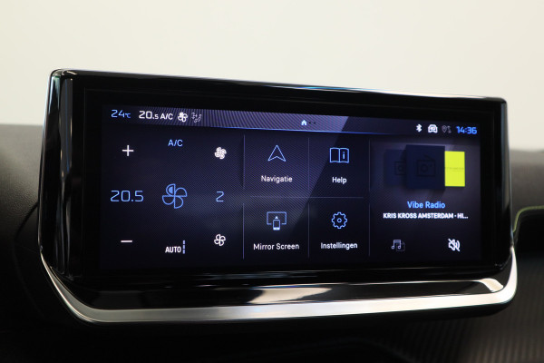 Peugeot e-2008 EV GT Avantage 54 kWh 360 camera Navigatie Blindspot NAP !! 2e Pinksterdag geopend van 12:00 tot 17:00u !!