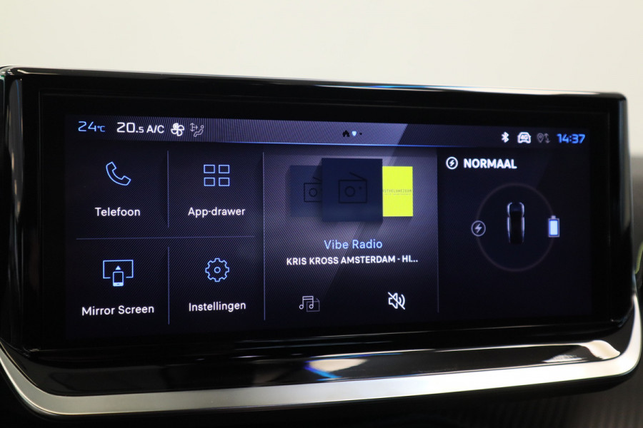 Peugeot e-2008 EV GT Avantage 54 kWh 360 camera Navigatie Blindspot NAP !! 2e Pinksterdag geopend van 12:00 tot 17:00u !!