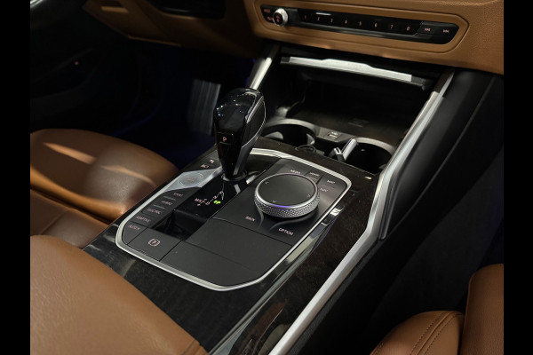 BMW 3-serie 330e High Executive | M-SPORT | SCHUIF/KANTEL | ACC | HUD | TREKHAAK