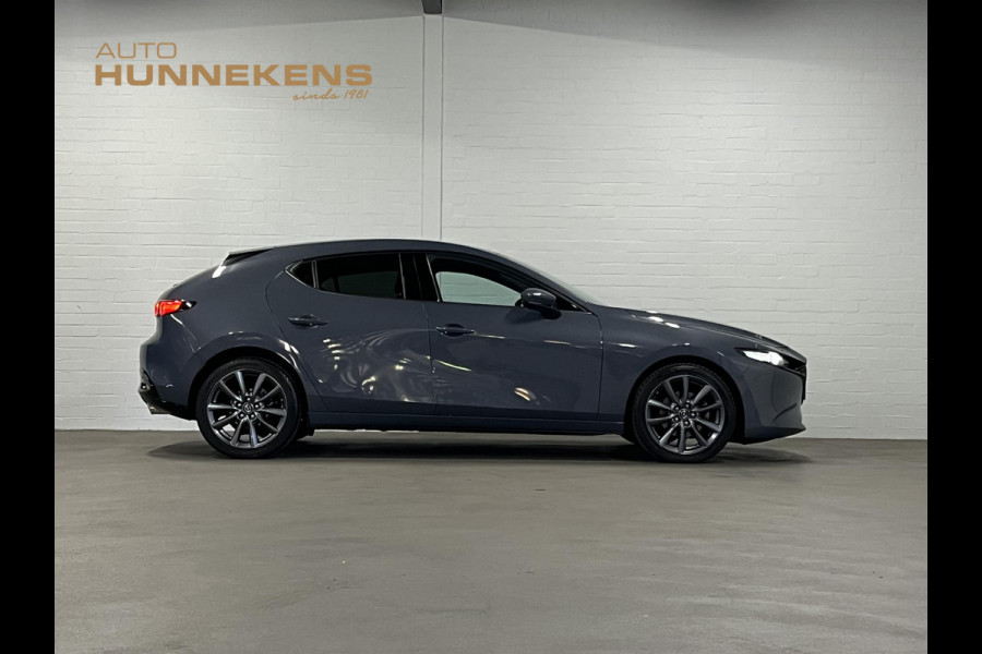 Mazda 3 2.0 Al-Selection Adapt. Cruise | Stuur-/stoelverwarming | Achteruitrij camera | Head-up | Bliss